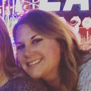 Meet your Posher, Michele